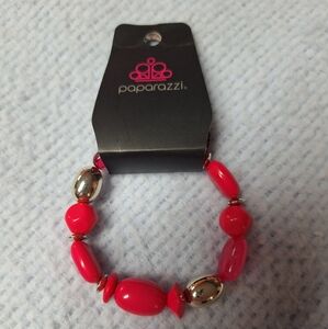 🎁Paparazzi Red and Gold Dazzling Bracelet